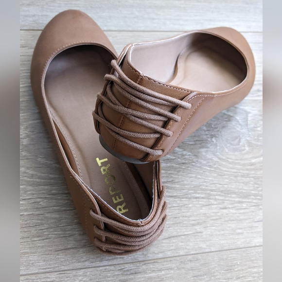 Report tan/brown flats - Picture 2 of 3